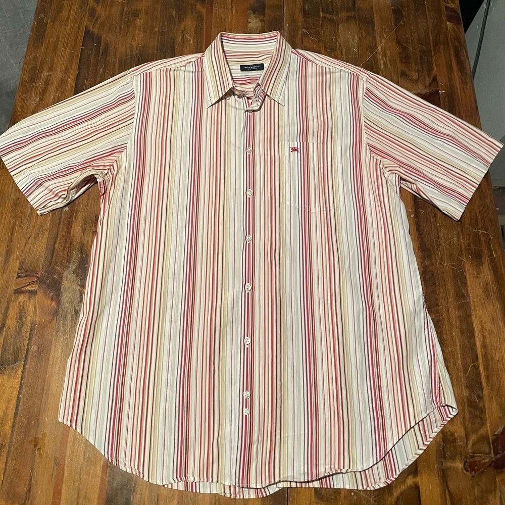 Burberry London Mens Button Down Shirt. Short Sleeve Medium